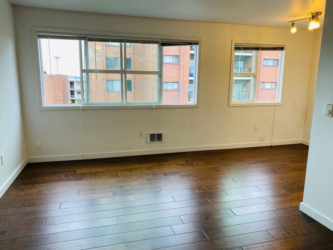 Bellevue Manor Apartements - Photo 3 of 28