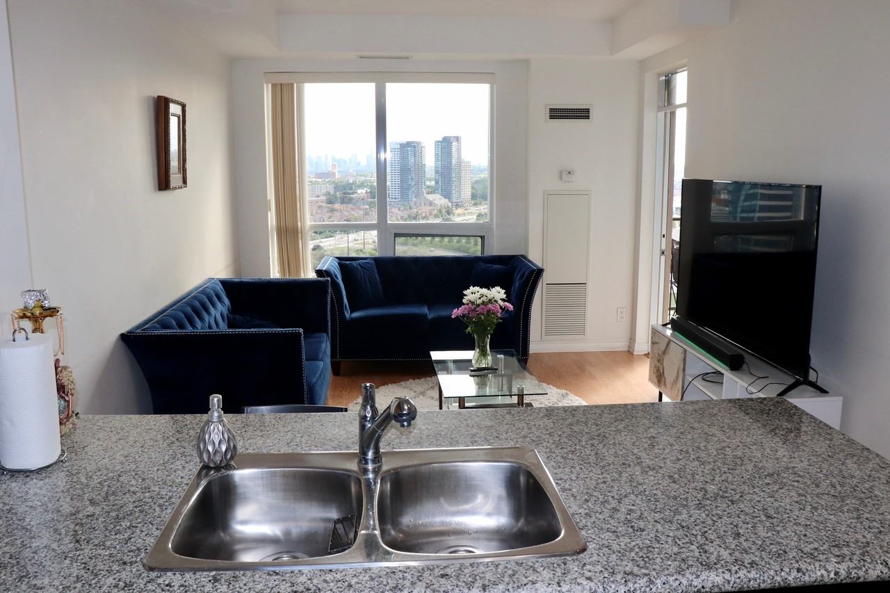 133 Wynford Drive #1805 - Photo 4 of 10