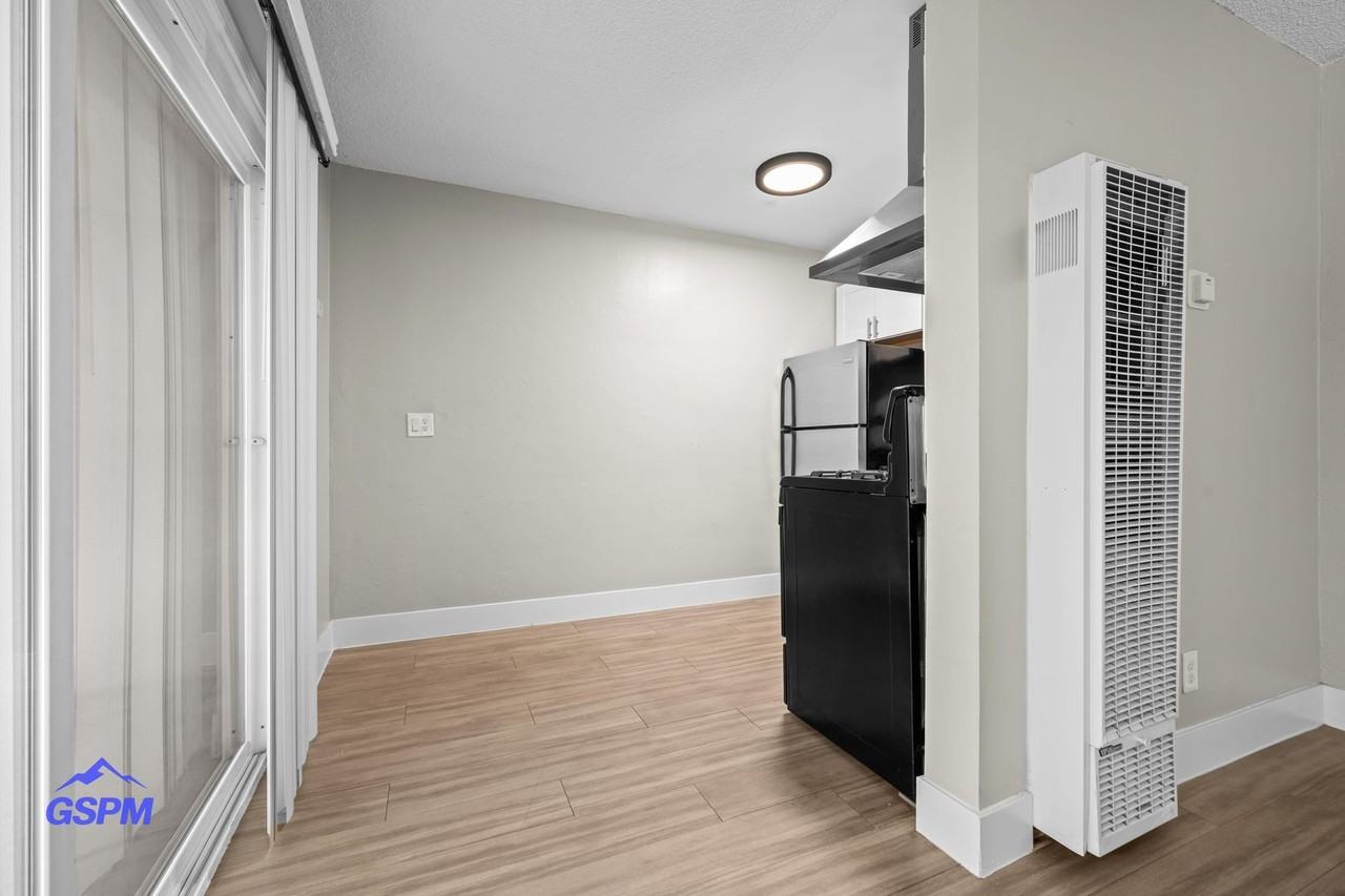 Willow Glen Apartments - Photo 7 of 25