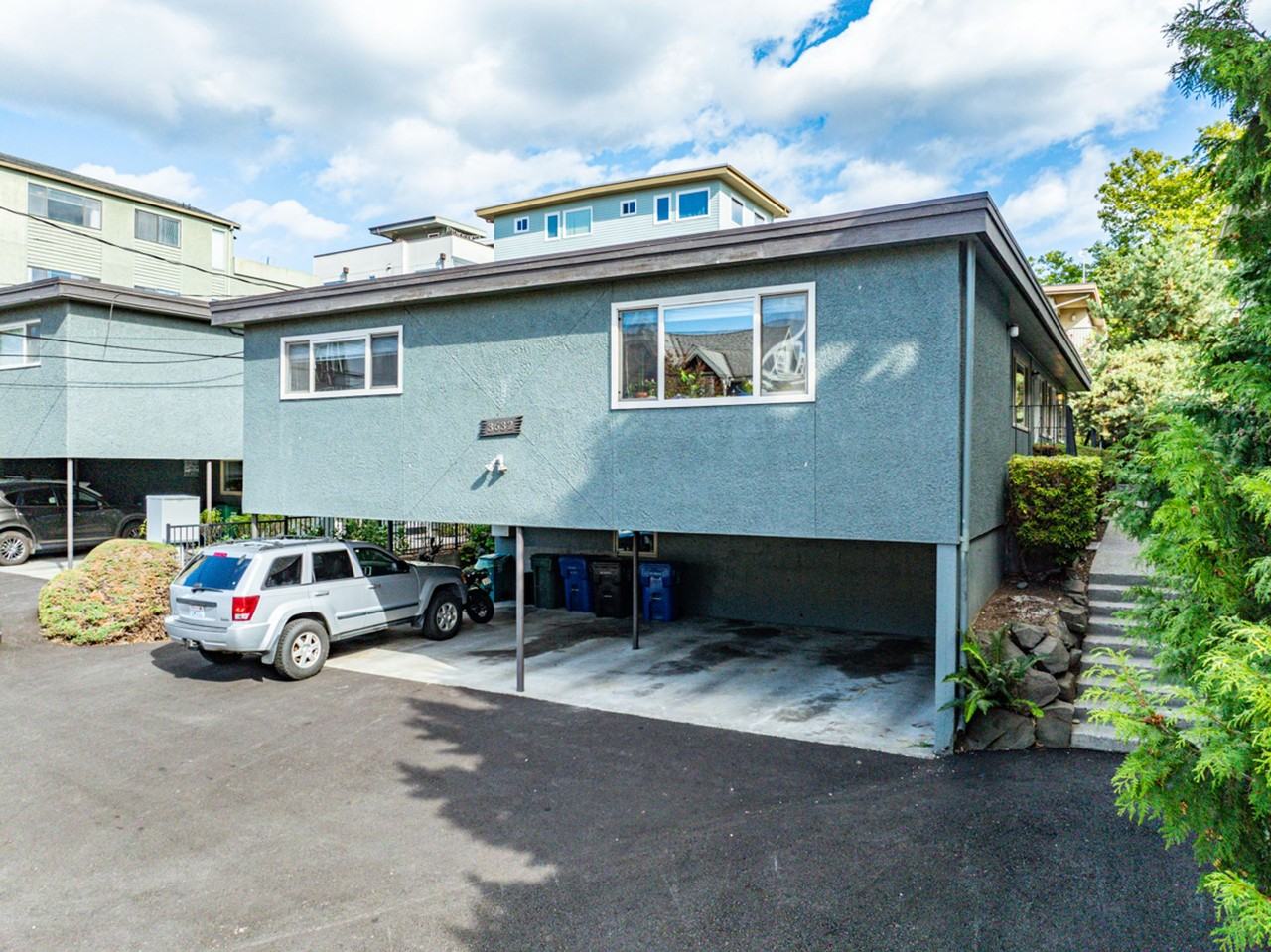 Rose Apartments - Photo 3 of 6