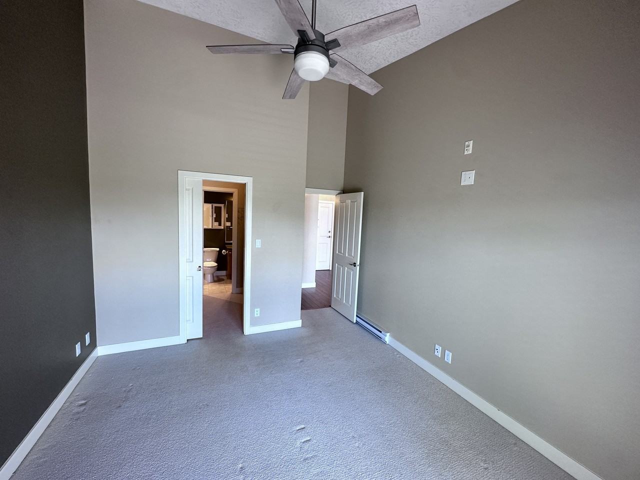 623 Treanor Avenue #624 - Photo 5 of 12