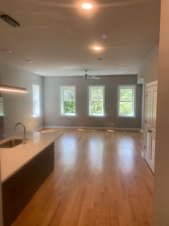 5117 S. Kenwood - Photo 2 of 35