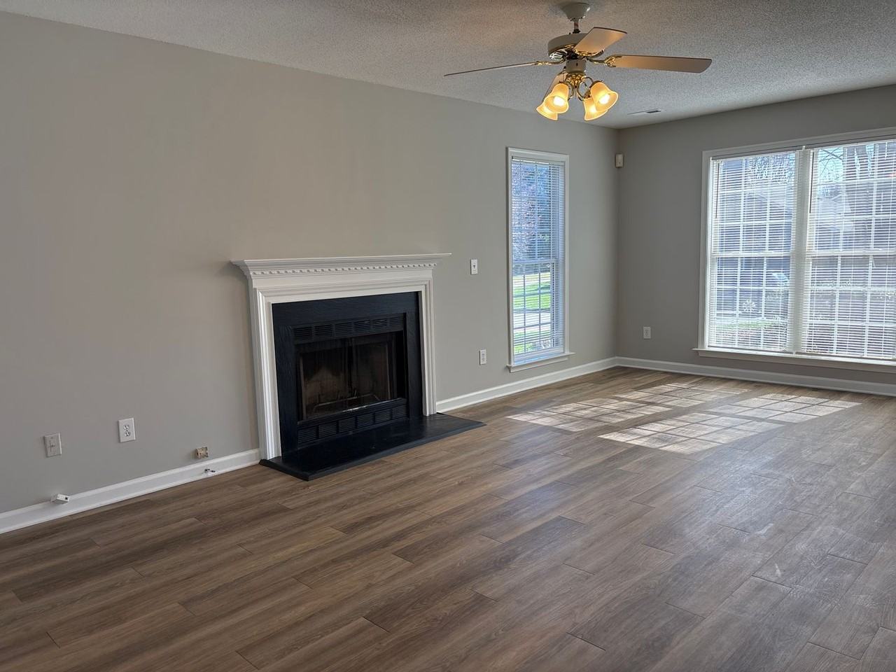 4002 Auburn Hills Dr - Photo 2 of 18