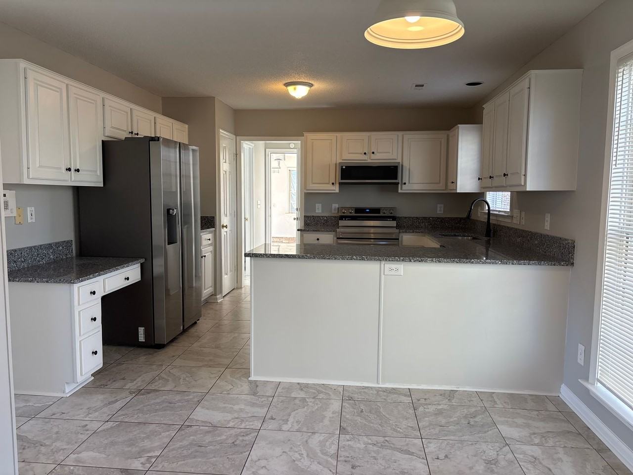 4002 Auburn Hills Dr - Photo 5 of 18