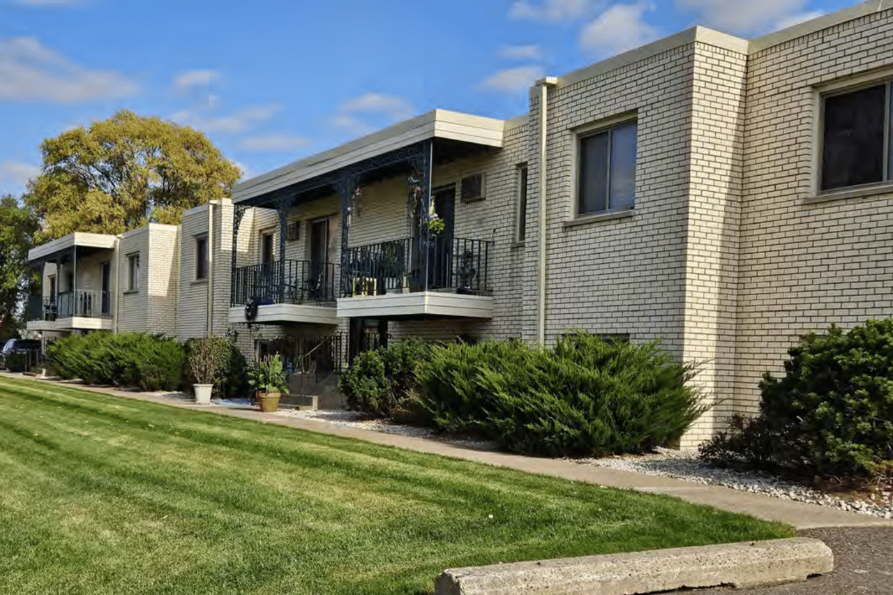 Greenhaven Apartments - Photo 2 of 9