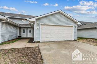 4467 S Dodge Ave - Photo 1 of 1