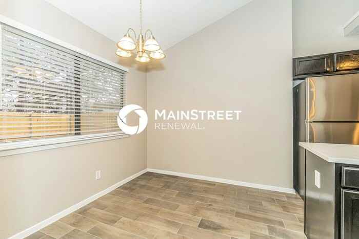 3300 Fairview Dr - Photo 6 of 14