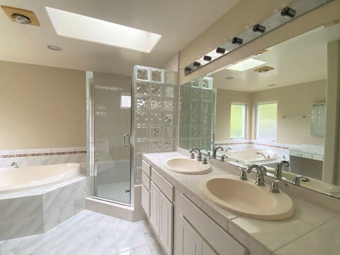 537 Santa Helena - Photo 4 of 34