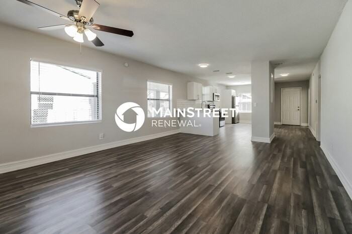 4118 Minoso St - Photo 4 of 16