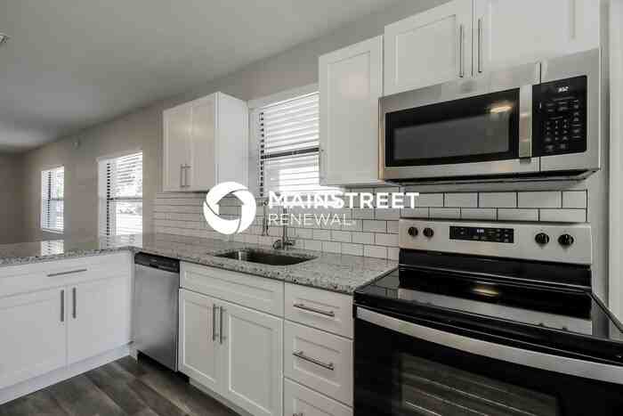 4118 Minoso St - Photo 7 of 16