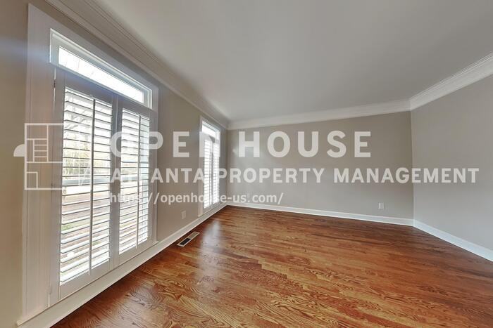 500 Abernathy Oaks Way - Photo 6 of 22