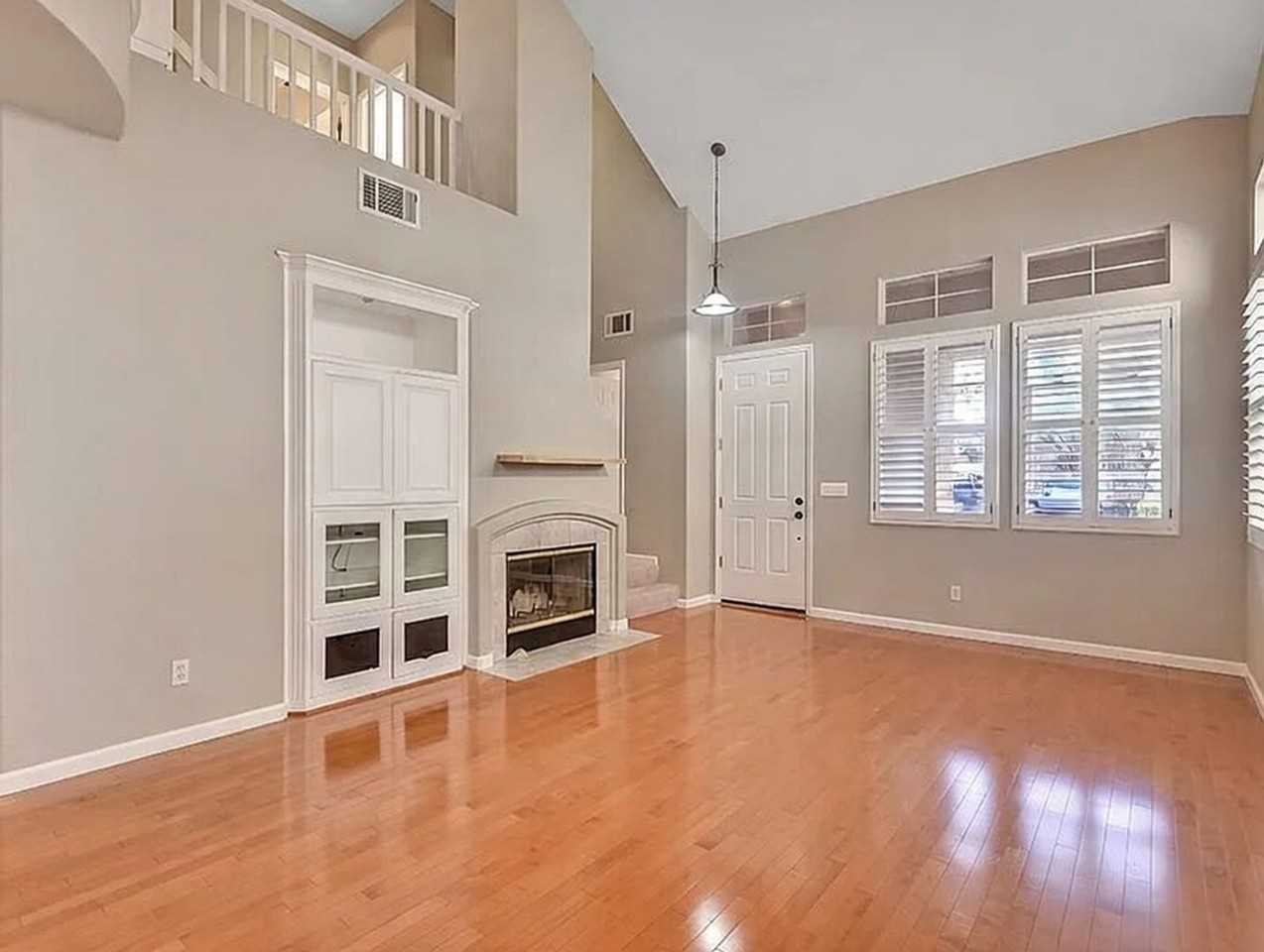 2751 Labecca Ct - Photo 2 of 10