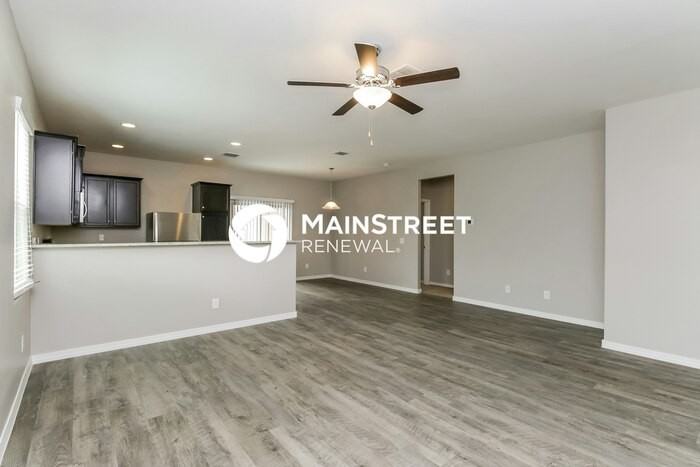 37517 W La Paz St - Photo 4 of 16