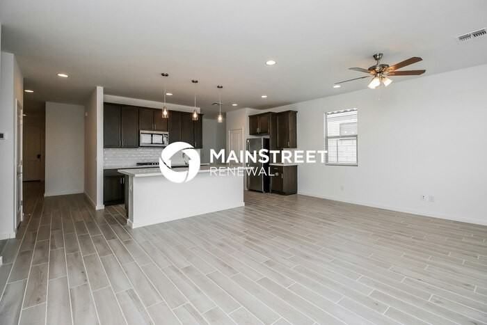 4576 W Stonecrop Dr - Photo 5 of 16