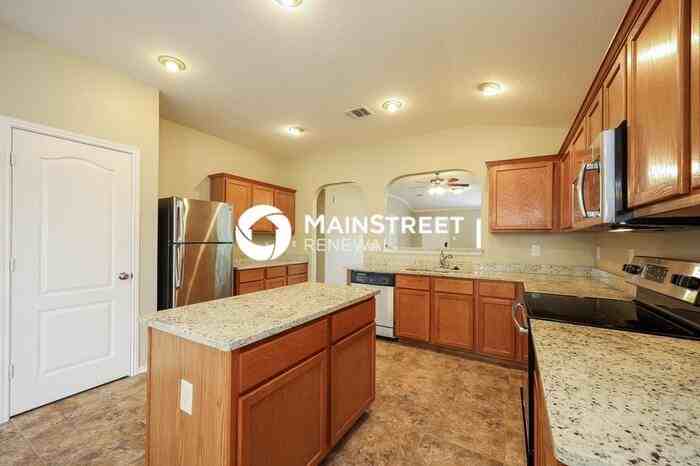 10211 Round Rock Way - Photo 7 of 16