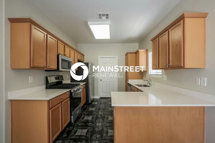 5145 Coral Beach St - Photo 7 of 16