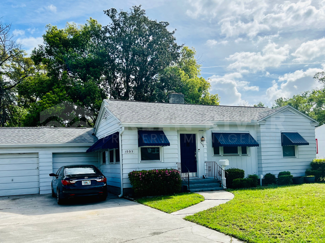 1503 Parrish Pl - Photo 3 of 25