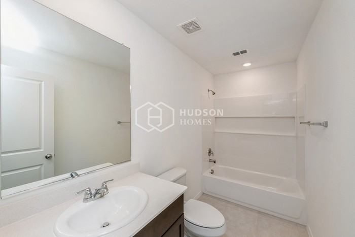 3121 Helix Bay Dr - Photo 7 of 20