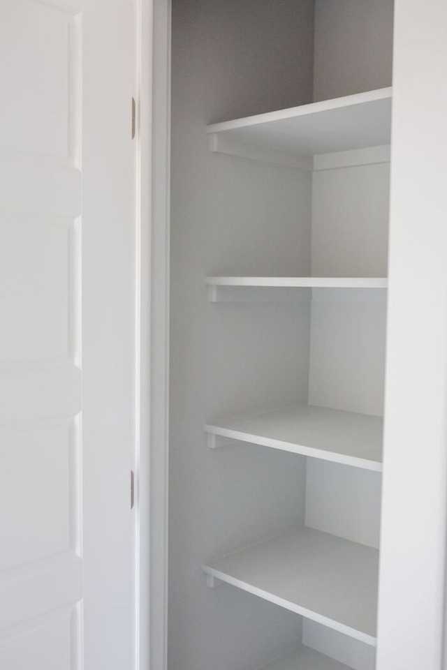 1050 E Tallinn St - Photo 6 of 17