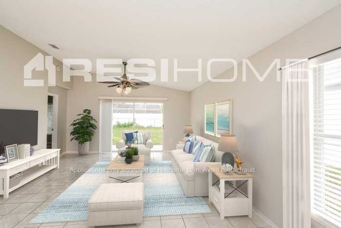 6024 40th Ave W - Photo 5 of 15