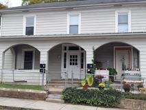 607 Winthrop St #4 - Photo 1 of 1