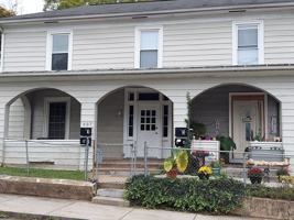 featured image of 607 Winthrop St #D