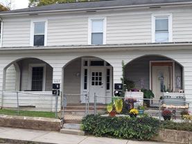 607 Winthrop St #4 - Photo 1 of 1