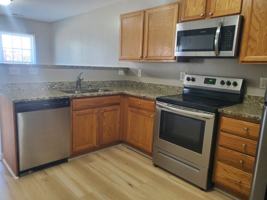 featured image of 1136 Drew St