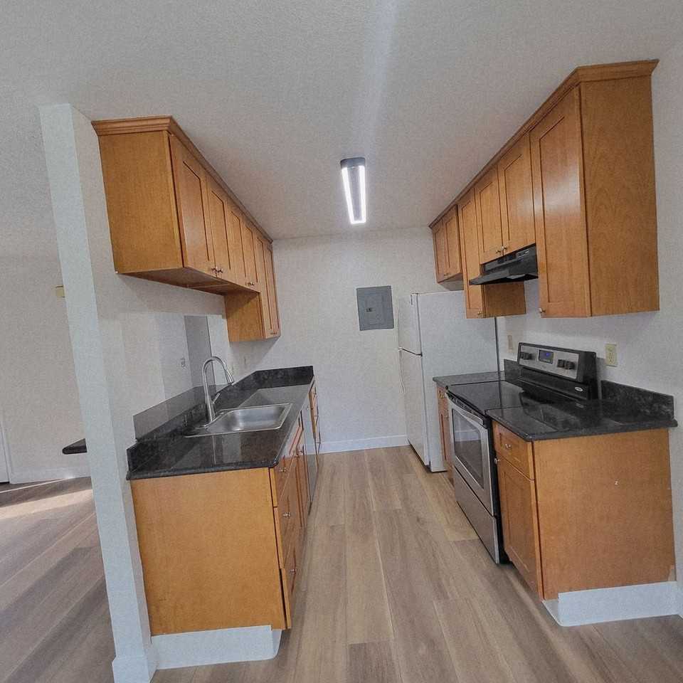 4190 Neil Road Units A-D - Photo 3 of 20