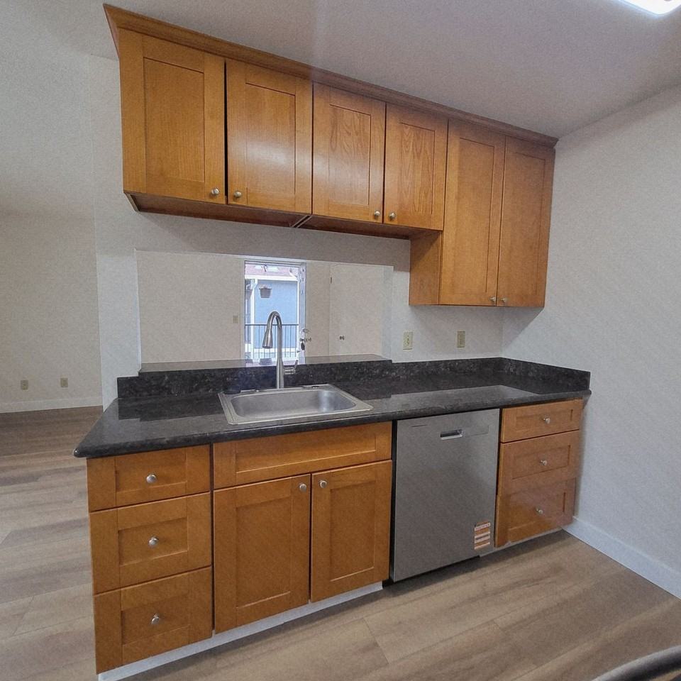 4190 Neil Road Units A-D - Photo 5 of 20