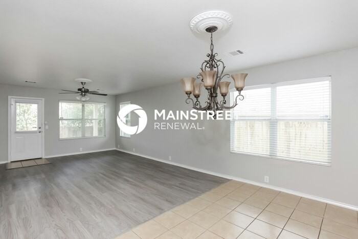 6117 Portchester - Photo 4 of 16