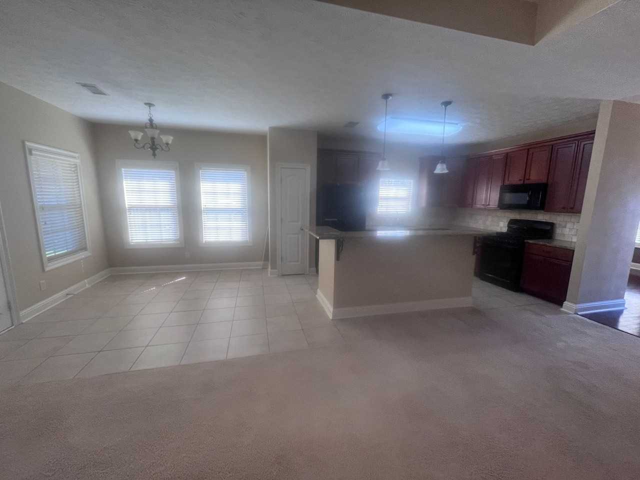 708 Briarcliff Pl - Photo 3 of 22