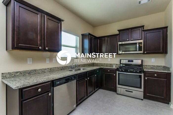 706 Independence Ave - Photo 5 of 15