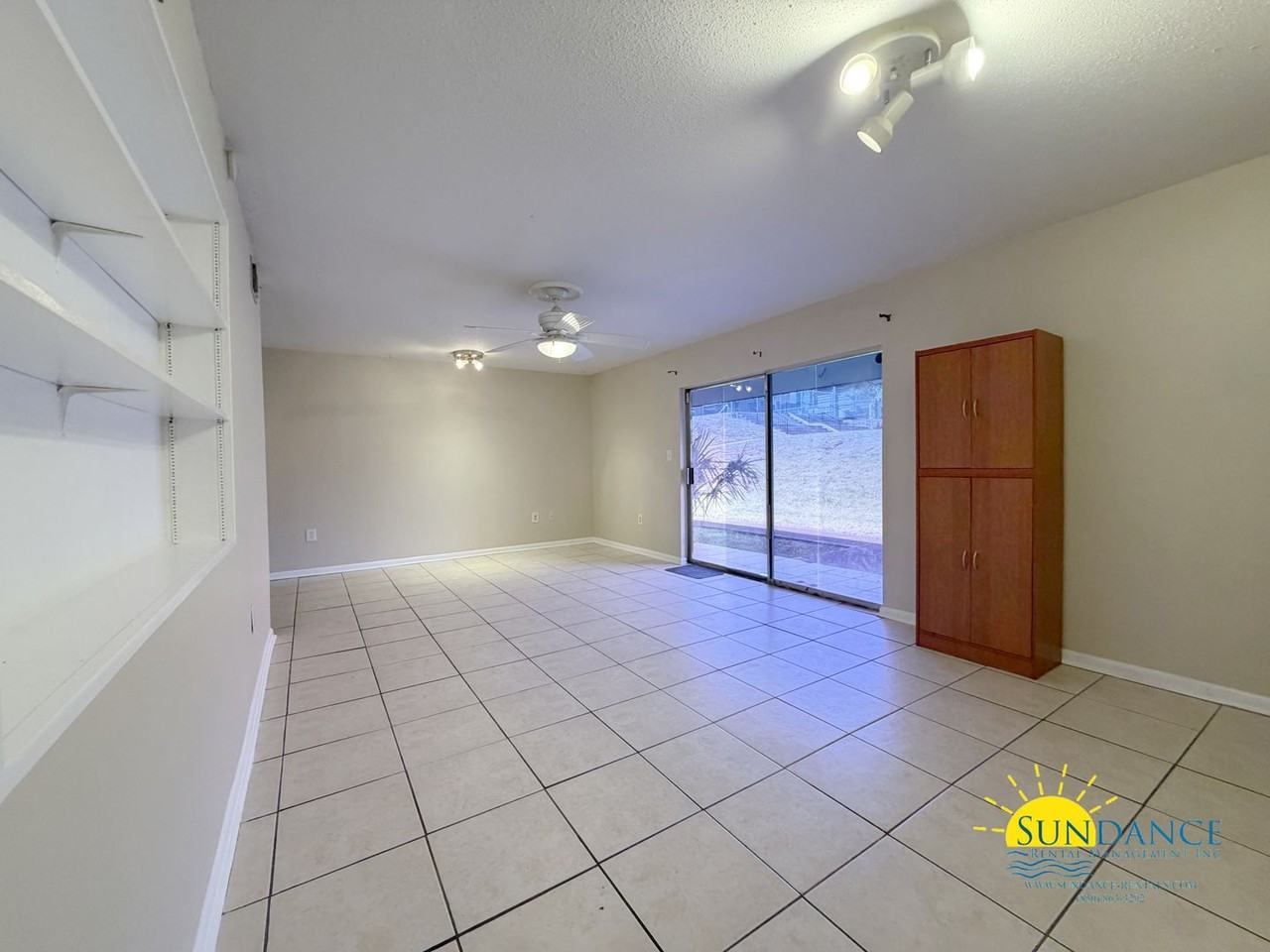 403 Marshall Ct Nw - Photo 4 of 13