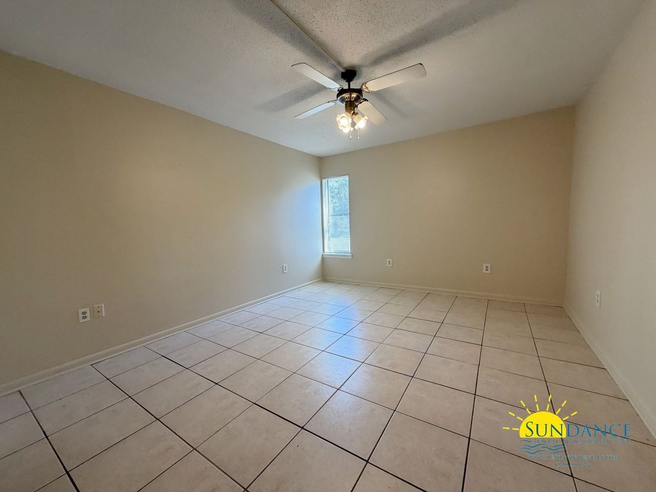 403 Marshall Ct Nw - Photo 7 of 13