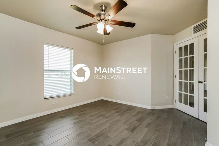 1012 Nw 15th Ave - Photo 7 of 16