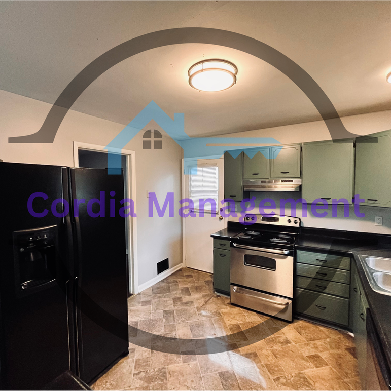 1527 Mercer Way - Photo 2 of 10