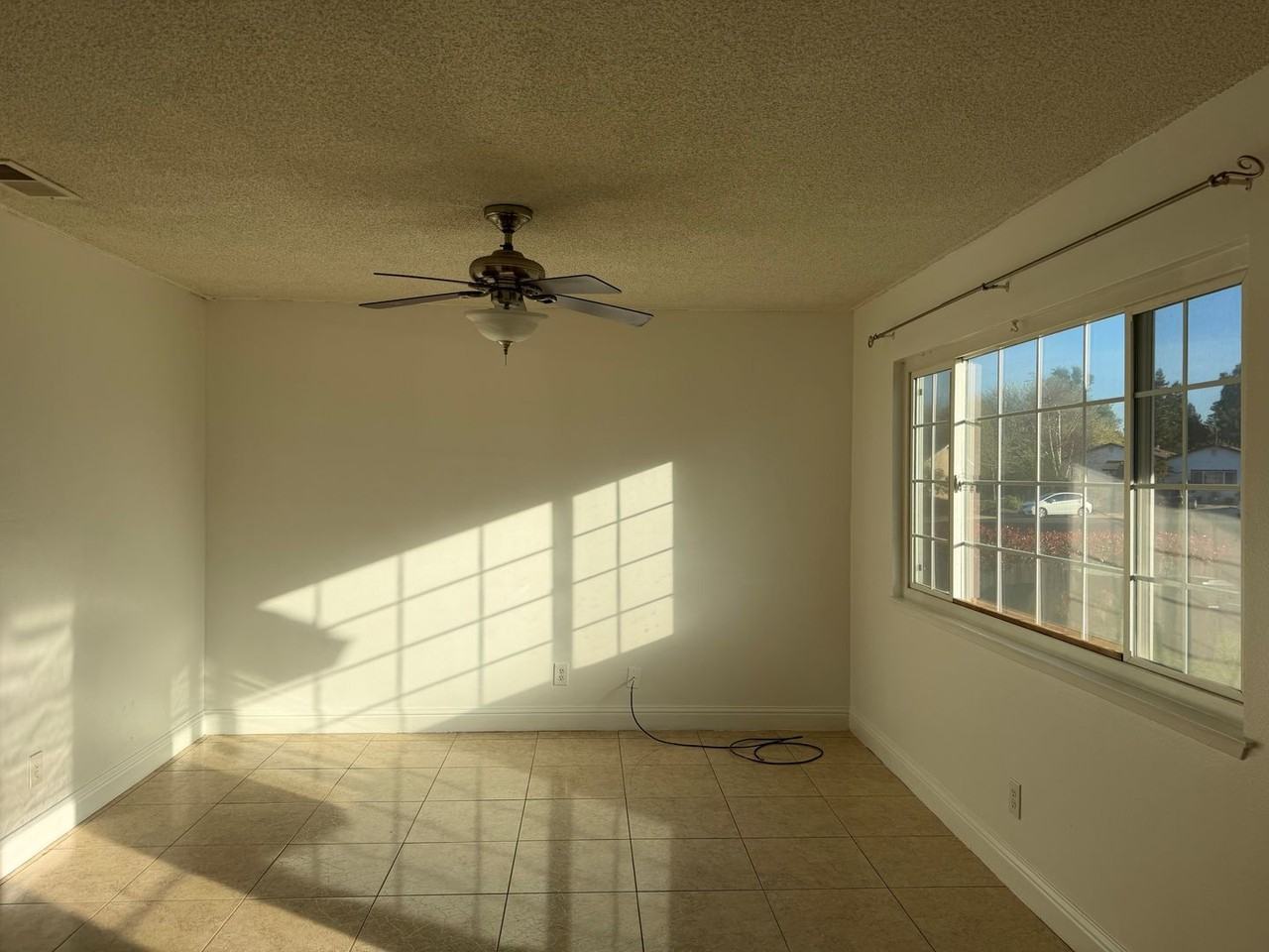 9328 Lujan Dr - Photo 4 of 9