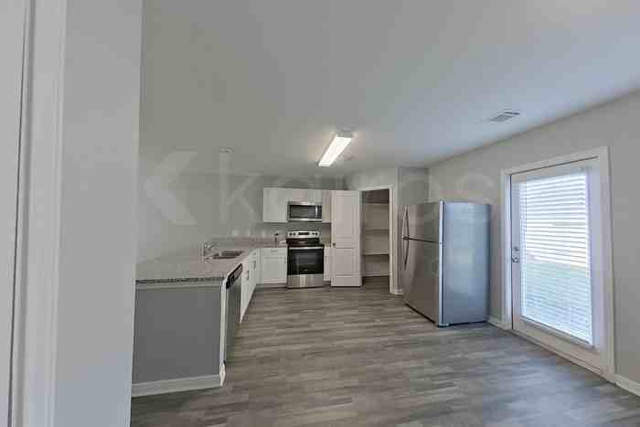 15569 Briar Forest Dr - Photo 6 of 28