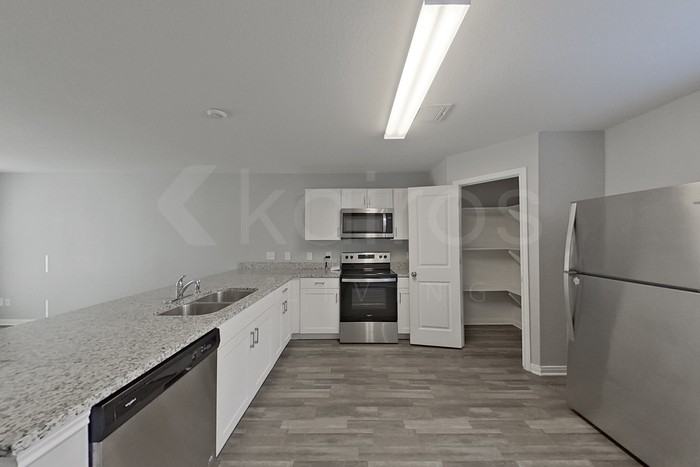 15569 Briar Forest Dr - Photo 7 of 28