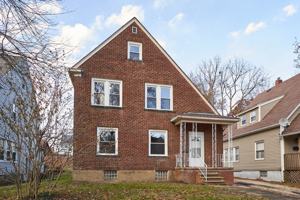 featured image of 373 N Firestone Blvd