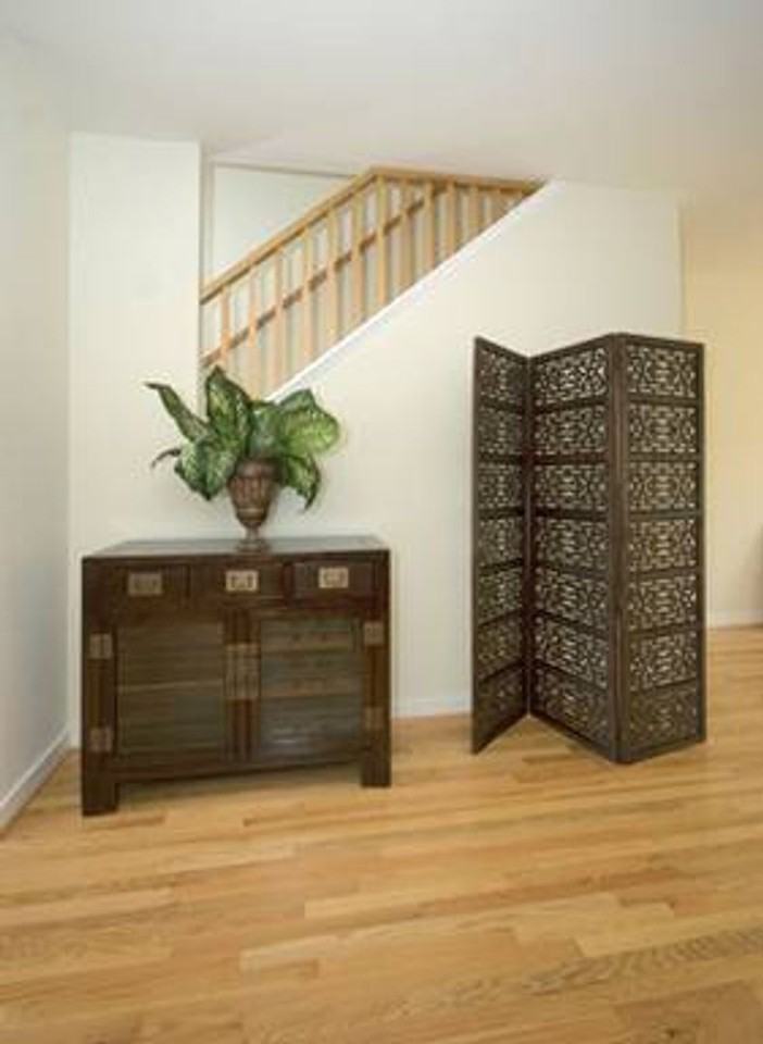 1013 Linden Ave - Photo 5 of 9