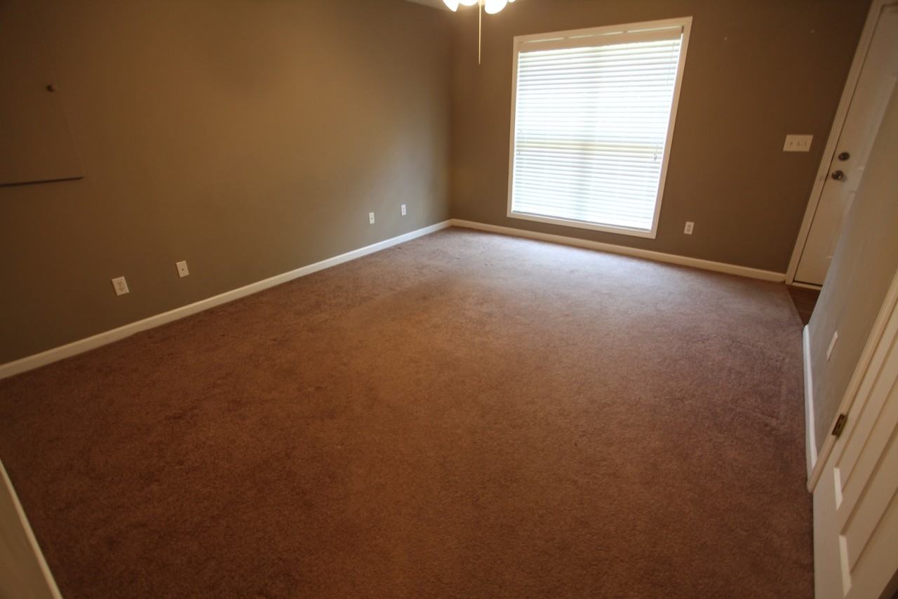 130 Maple St - Photo 2 of 14