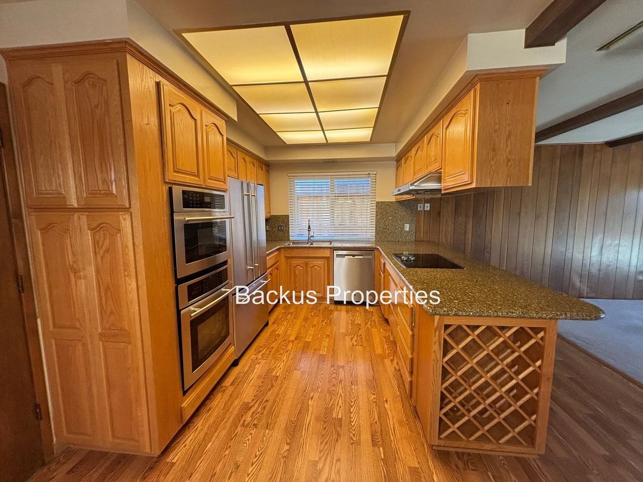 1150 San Diego Dr - Photo 7 of 30