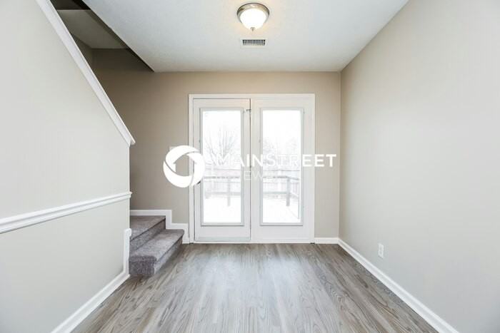 1505 Carrick Dr - Photo 6 of 17