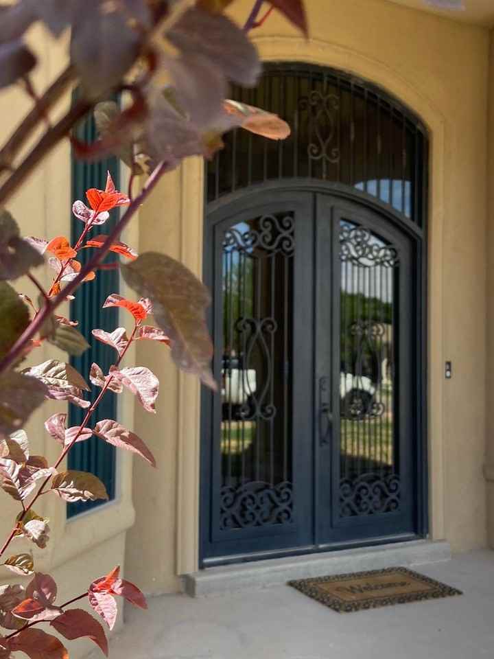 390 Burkett - Photo 3 of 34