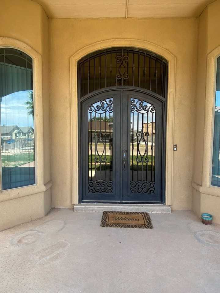 390 Burkett - Photo 4 of 34