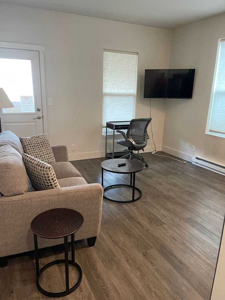 602 4th St - Photo 7 of 19