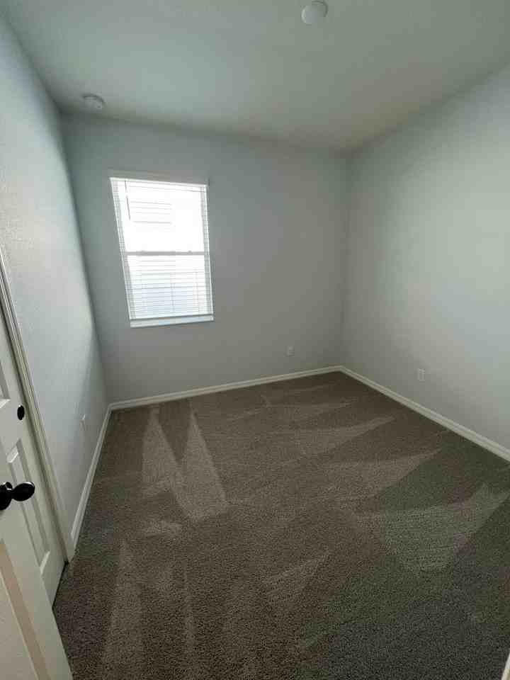 2580 89th Street Cir E - Photo 6 of 13