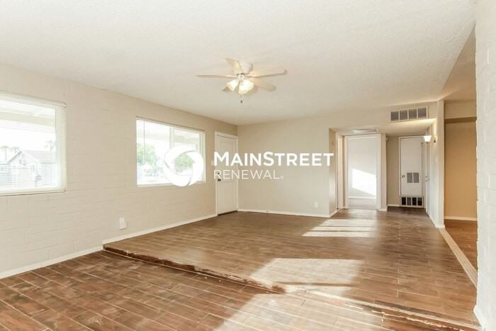 13517 N Luna St - Photo 6 of 15